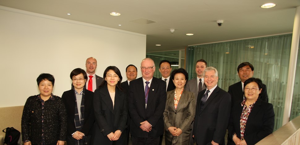 Chinese delegation tours Stirling Campus