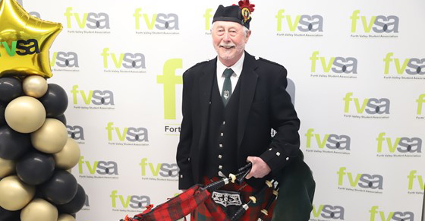 Donald Erskine Alloa Bowmar Pipe Band