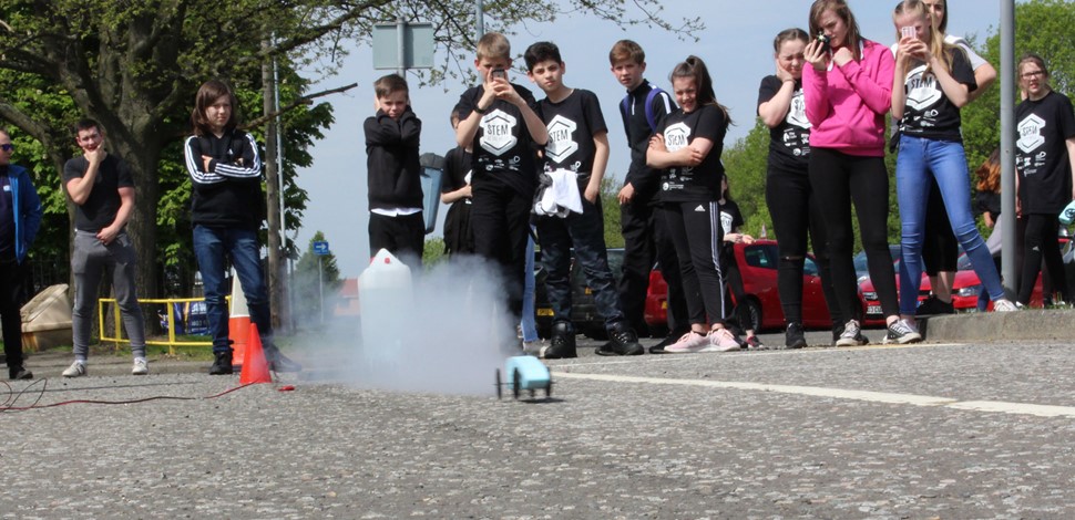 Ready, steady go for Bloodhound rocket car challenge