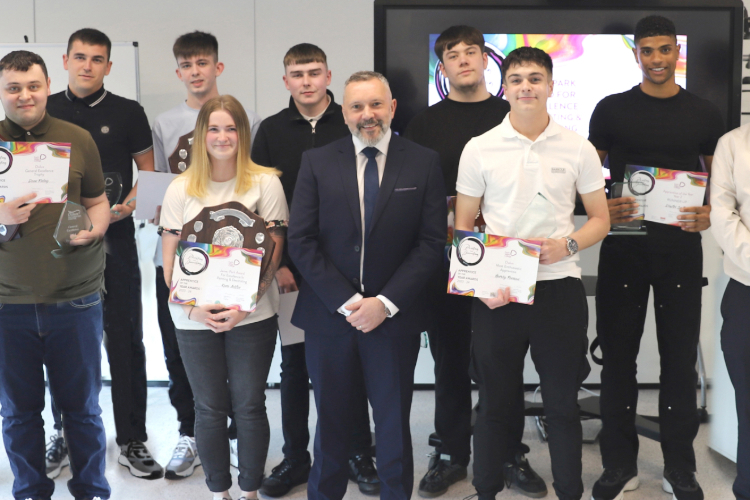 Prizes for Painters and Decorators on awards night
