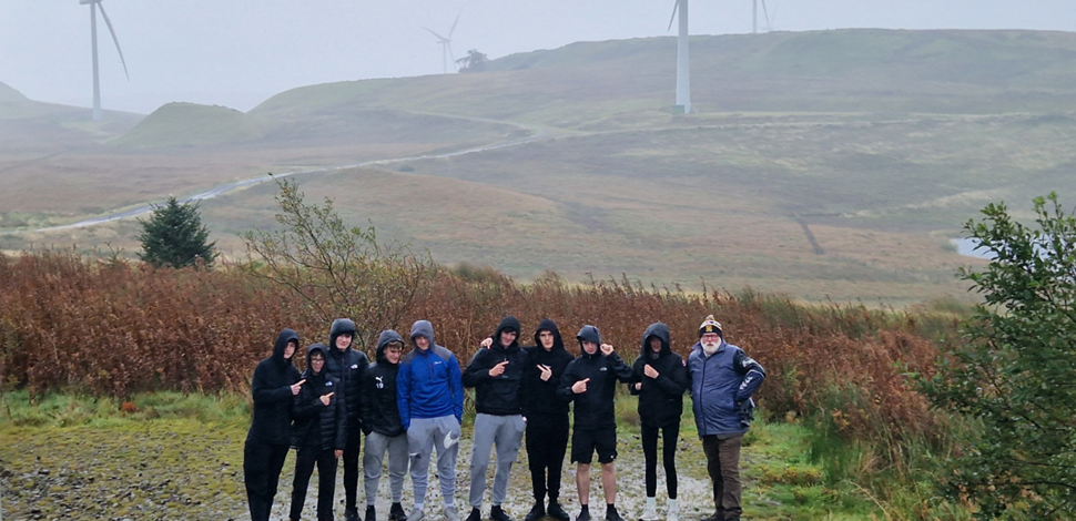 Students generate industry knowledge from windfarm visit