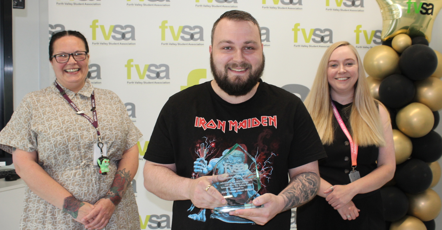 Mark Milligan With Kirsten And Samantha Wallace From Talking Homes