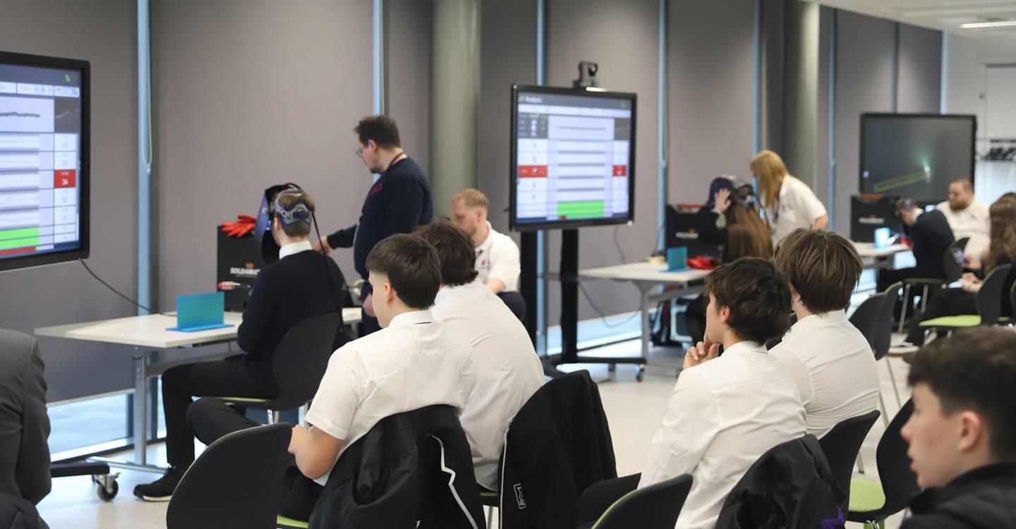 Bright Spark Pupils Light Up Inaugural Welding Competition CARA (7)