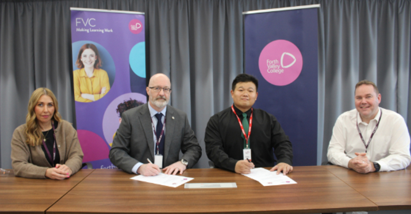 Exciting Mou Signed With Chinese University 2