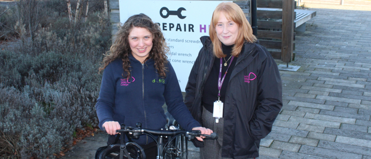 Forth Valley College achieves health and wellbeing award