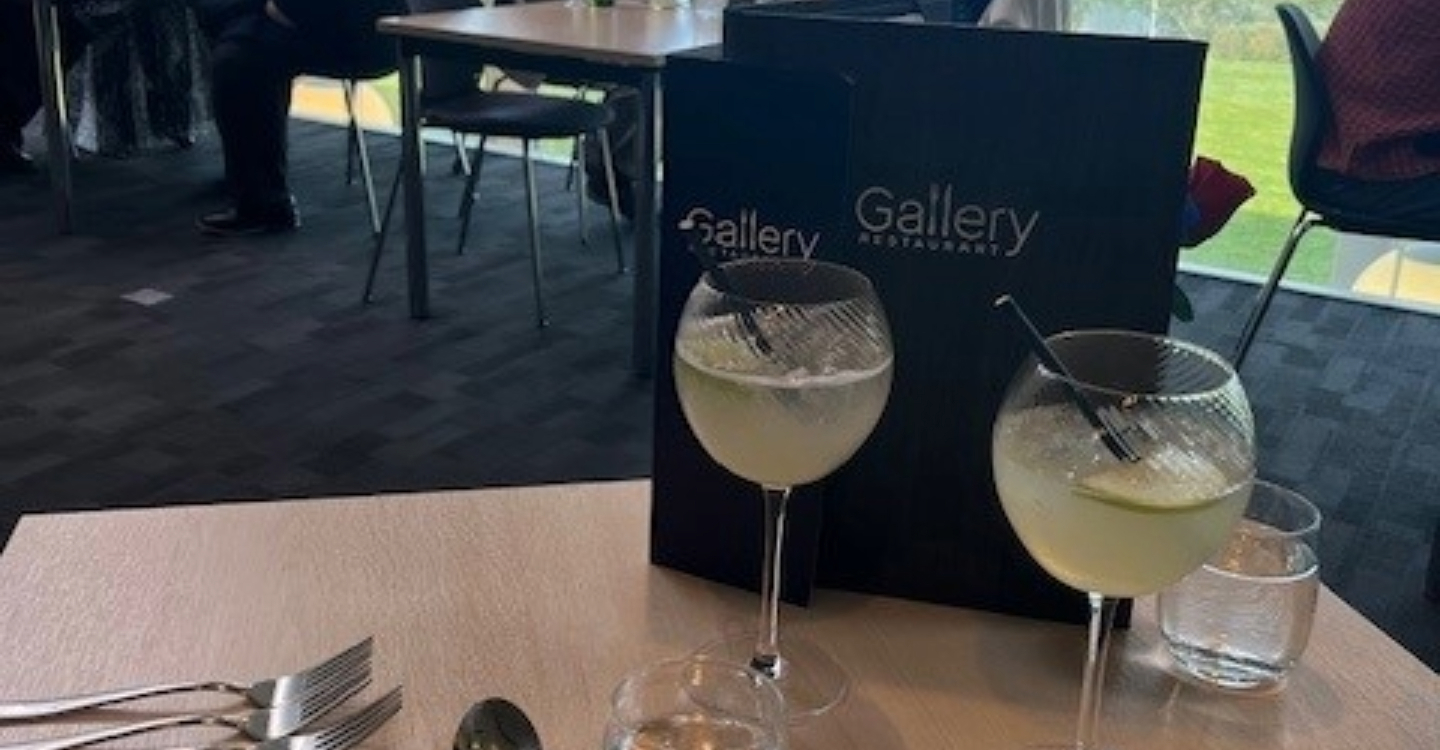 US Themed Fundraising Meal For Florida Bound Students CARA (1)