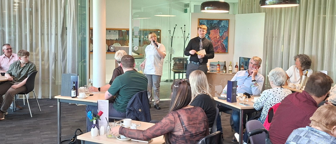 Craig Thomson And Eve Mcleod Serve Up Success At Their Sold Out US Themed Tasting Event, Raising Funds For Their Exciting Internship Journey To Florida This Summer