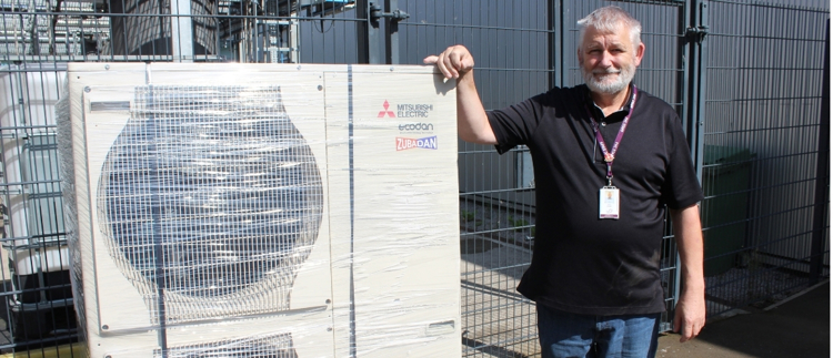 Air source heat pump donation to help students learn