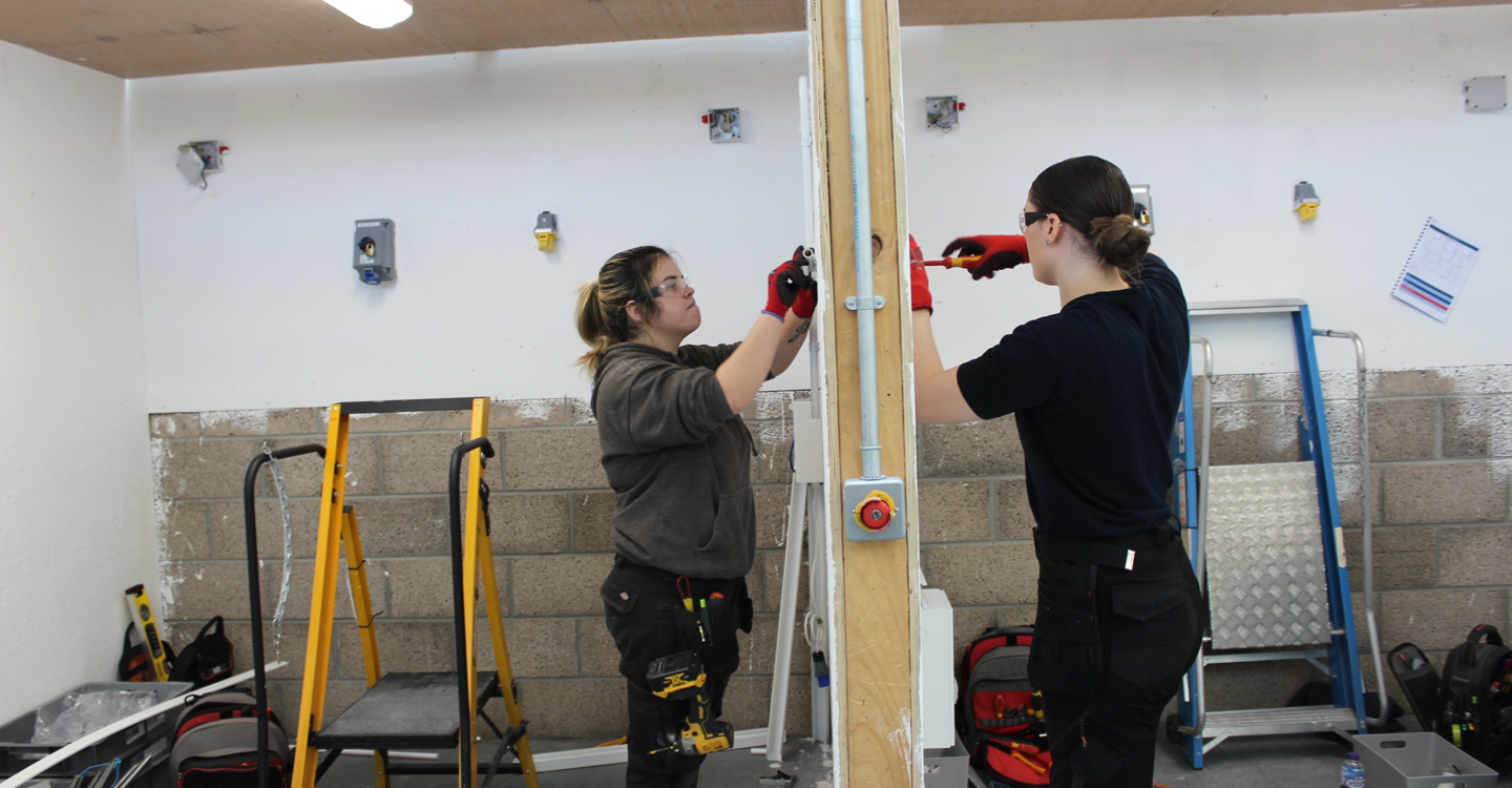 Stephanie And Kayleigh 4