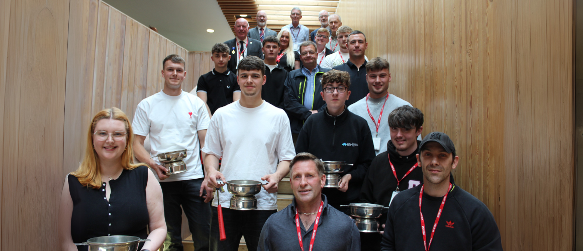 Hammermen Present Awards At Stirling Campus