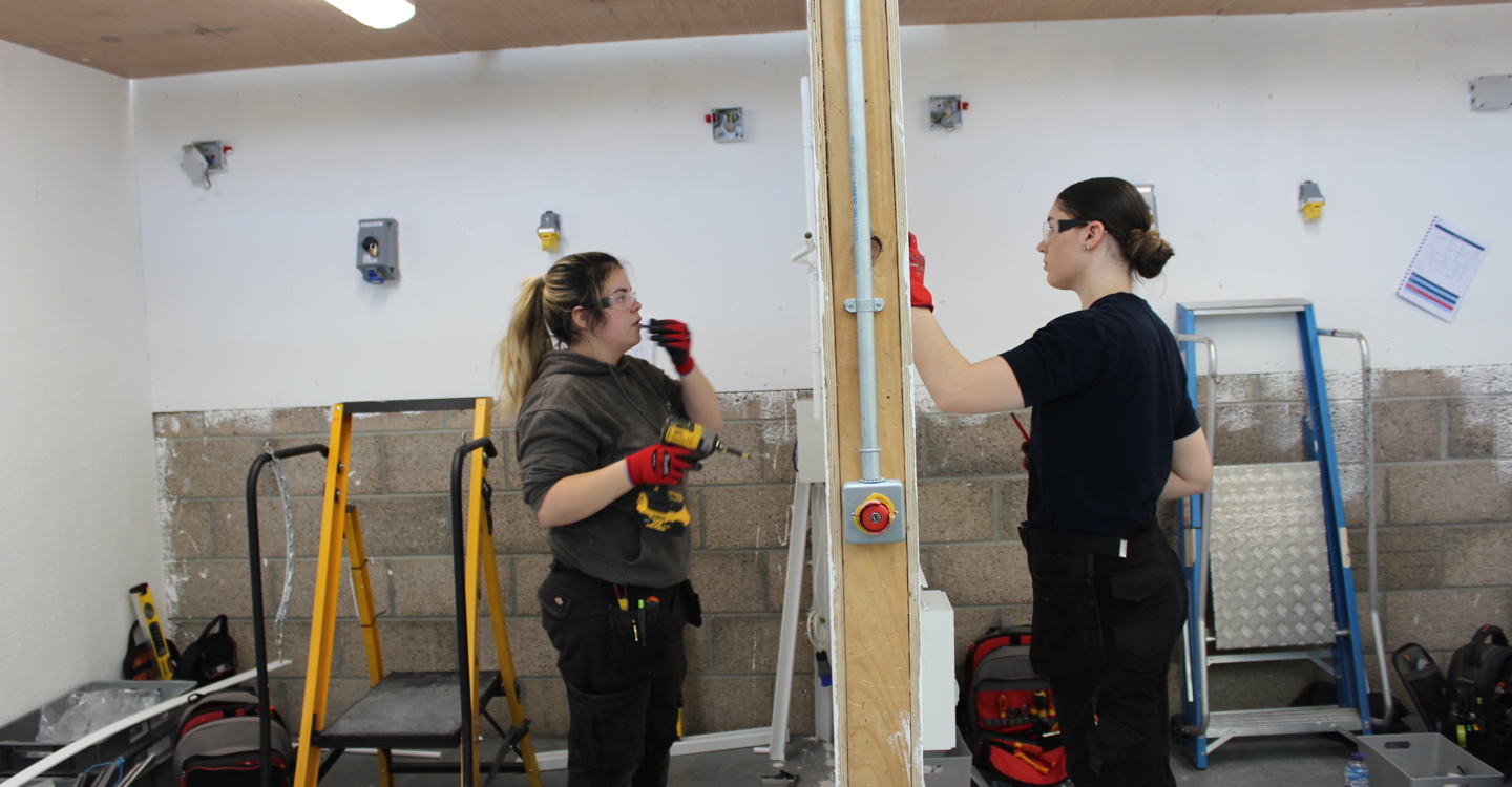 Stephanie And Kayleigh 3