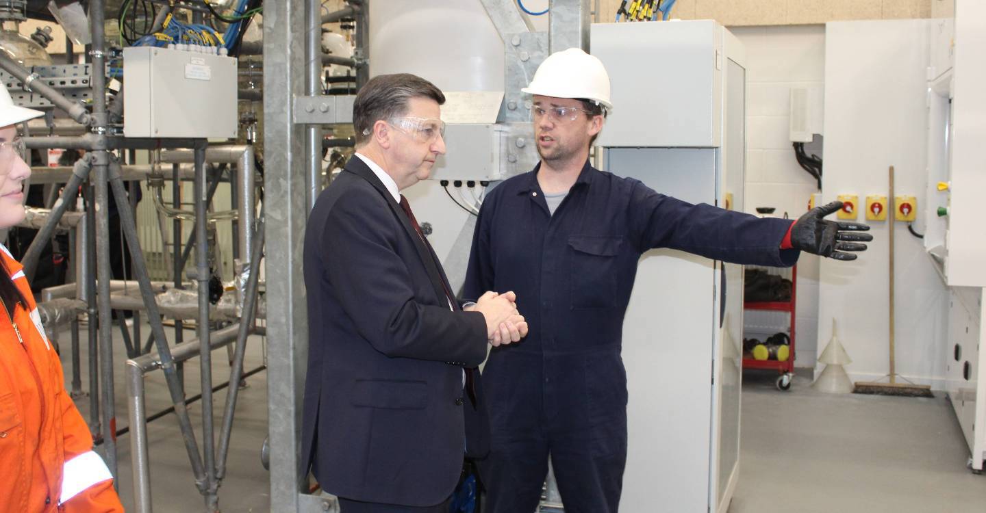 Scottish Secretary Visits Falkirk Campus CARA (8)