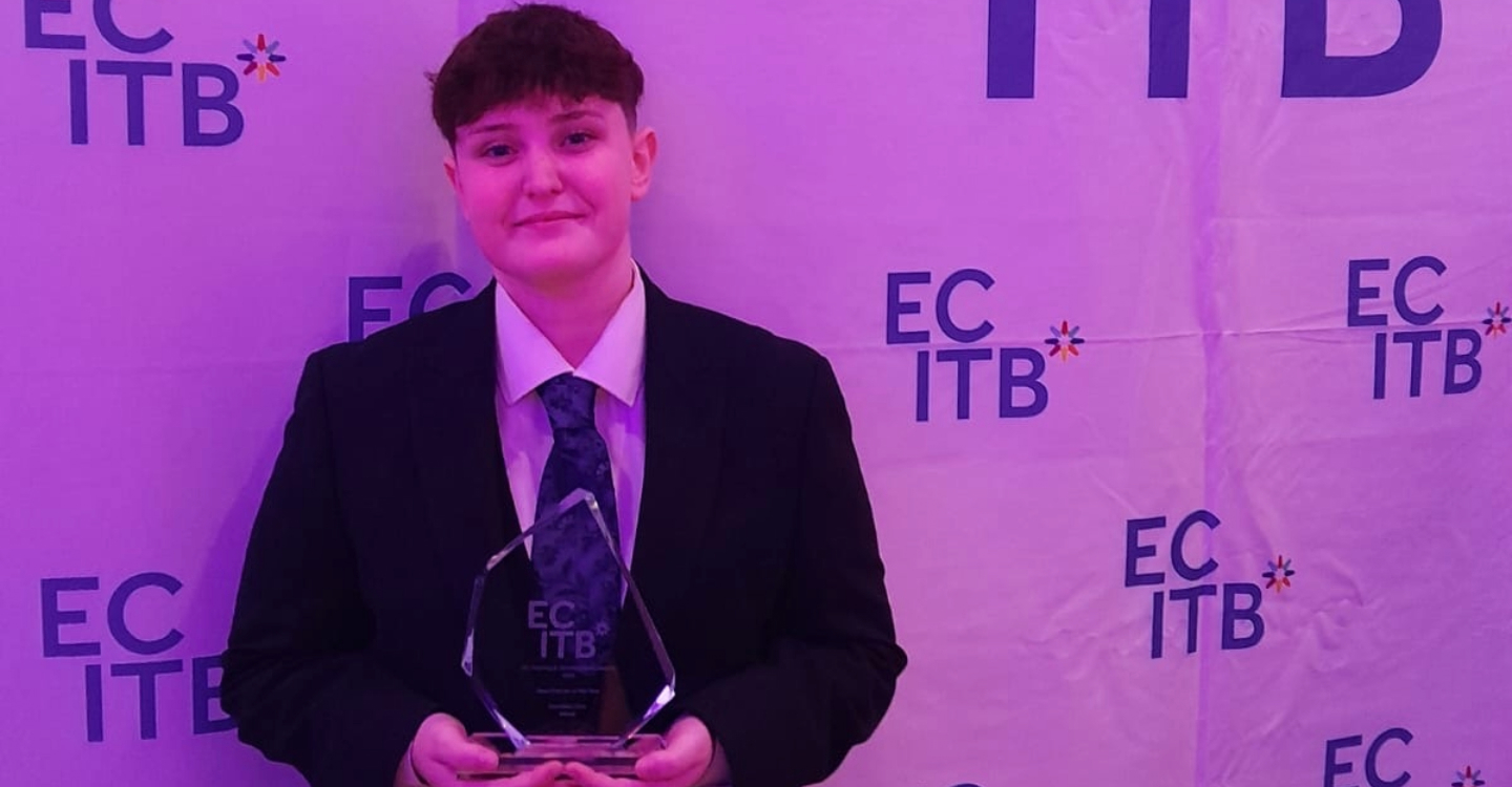 Annalise Wins ECITB Award CARA (2)