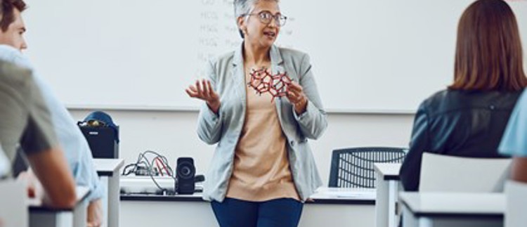 BA (Hons) Professional Education (Secondary) With Physics (University Of Stirling)